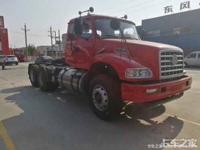 求购双驱尖头矮顶牵引车