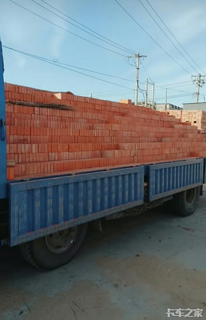 我与飞碟汽车的故事奥驰v6前四后四拉砖车