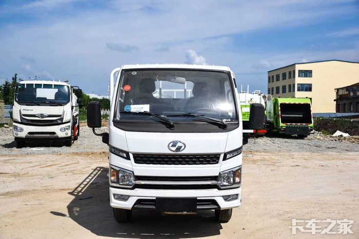 危货车跃进s80气瓶运输车