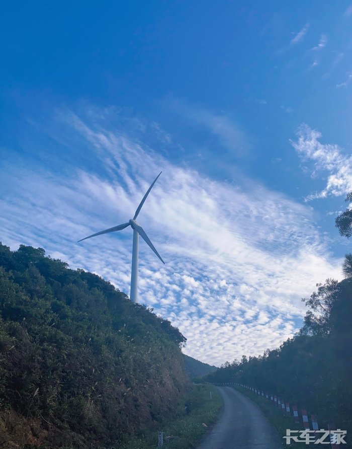 假期去野自驾dmax游隆文风车山