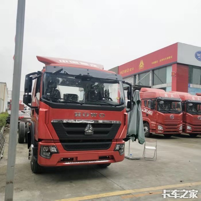 中国重汽howo g5x国六5.2-6.8米车型