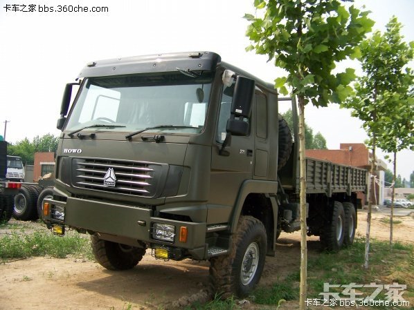 中国重汽豪沃军车