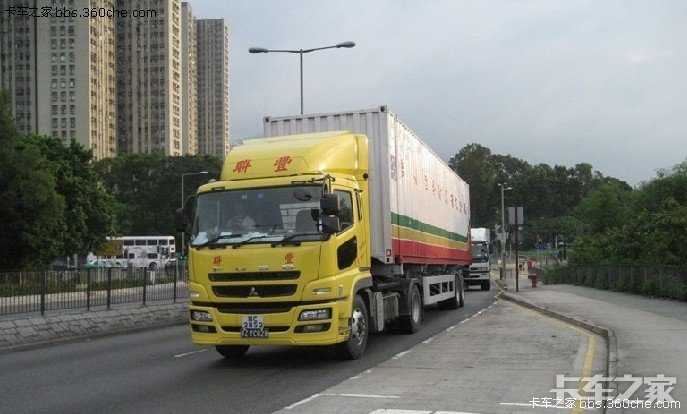 香港4大日系车之mitsubishifuso