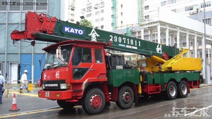 香港4大日系车之mitsubishifuso