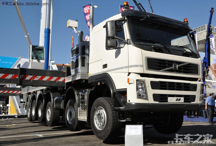 真实的欧洲变形金刚---随车吊 _ 卡车之家论坛