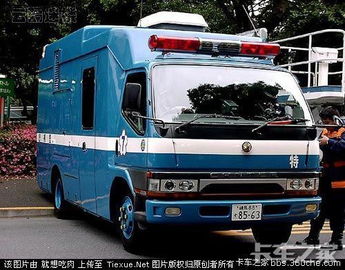 各国警车震撼大比拼,亮瞎你的眼 [复制链接] 古巴沙滩车 你以为很便宜