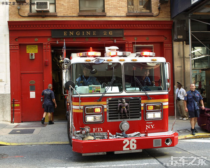 来看看美国的消防车.