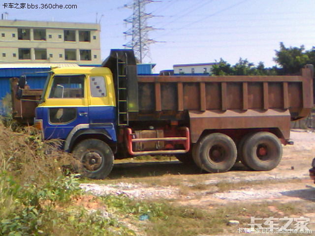 出售日野泥头车一台750