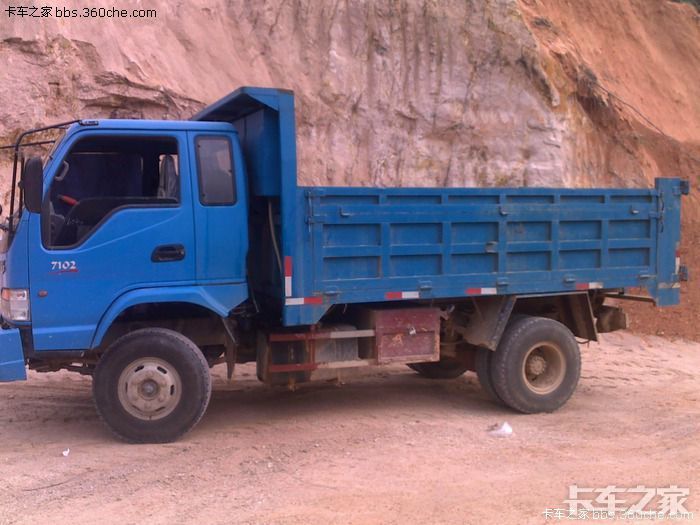 江淮鼎力 [复制链接]专属论坛:轻卡  自卸车  轮胎  江淮康铃    本帖