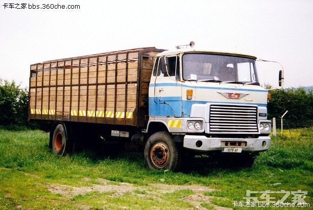 是否怀念 鹰翅 时代的hino日野 _ 卡车之家论坛