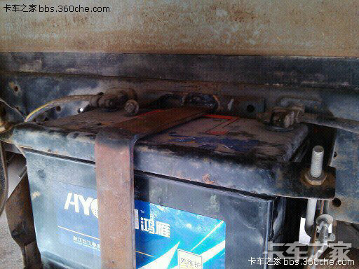 [保养维护]江铃顺达改装两点半浮驾驶室和电瓶防盗架