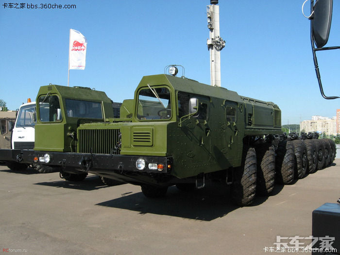 俄罗斯军用重型卡车МЗКТ7922116x16图