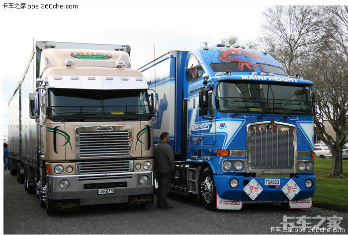 看惯了千篇一律的欧式重卡,来欣赏欣赏霸气十足的美式平头重卡吧!