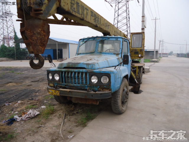 随手拍老车之老东风eq140起重机