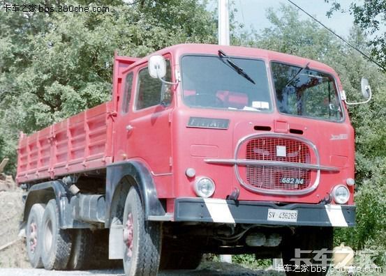 意大利菲亚特老卡车经典在现