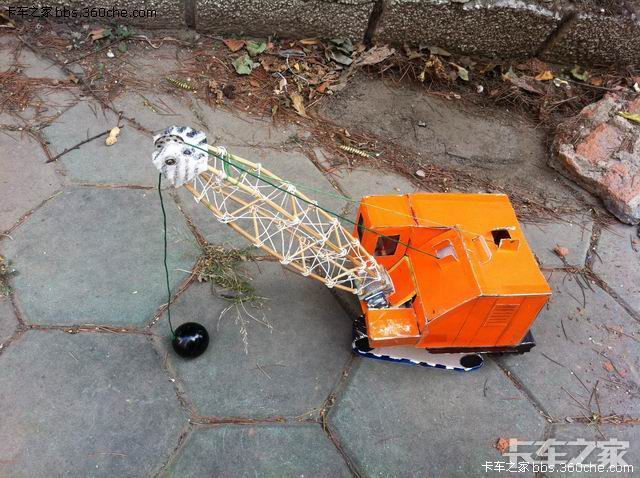 抚挖w1001悠锤车外出试车组图