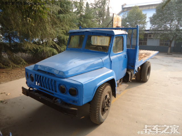 随手拍老车之东风eq140双风挡卡车