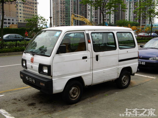 随手拍老车之----重庆长江电工厂制造长安铃木微型面包车
