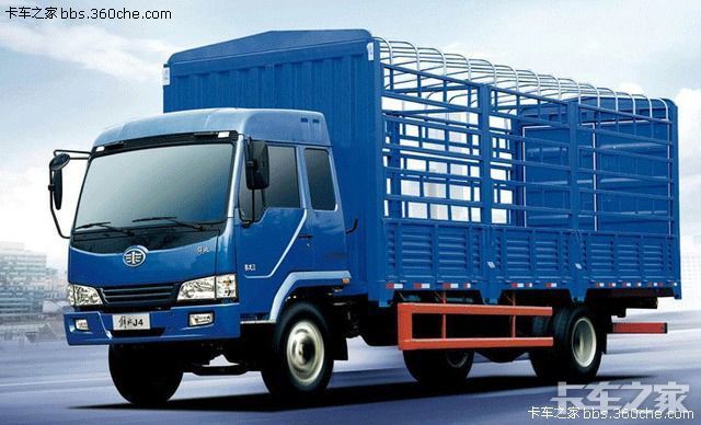 一辆解放赛龙Ⅱ卡车