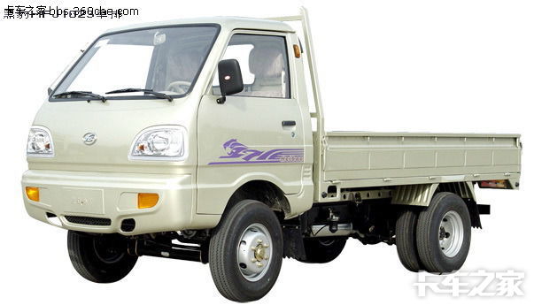 以其全长3.87m和2.3m轴距单排6轮当之无愧成为中国6轮卡车里的侏儒