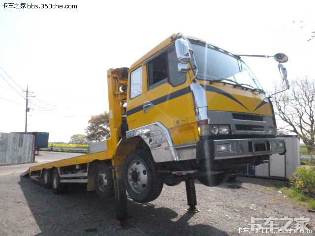 三菱fuso41655款前四后八平板车