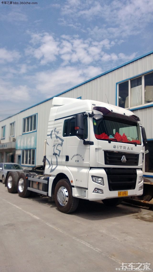 搭乘中国重汽sitrak,卡车视角摄影小集(更新车辆内饰图片)