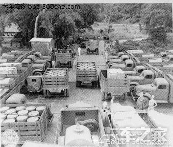 BURMA_TRUCK_STOP_INDIA_ASSAM_JULY_45.jpg