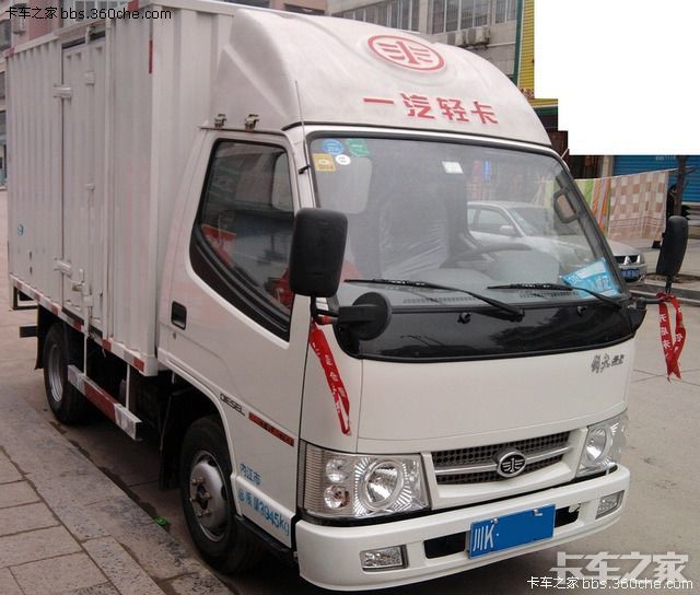 解放新微卡新车作业