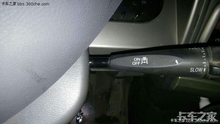 排气刹灯标志图片图片