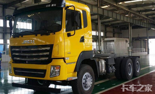 江铃重汽 挂车 难看的要吐