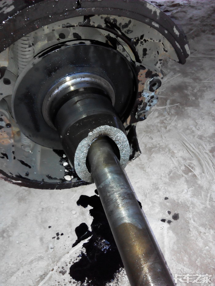 有图有真相解放j6p自卸车中桥套管断裂