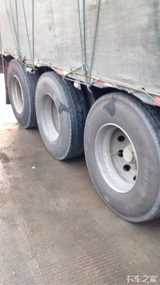 说说挂车轮胎