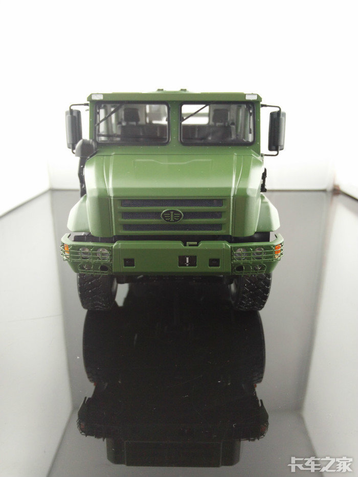 124一汽解放中型战术车mv3