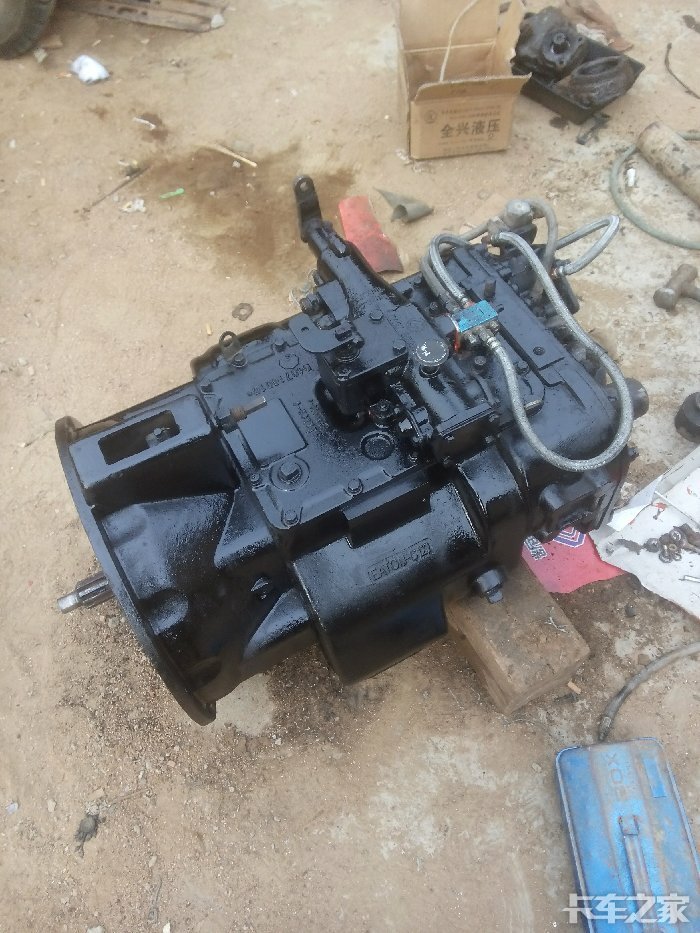 瑞沃140换法士特11509c变速箱