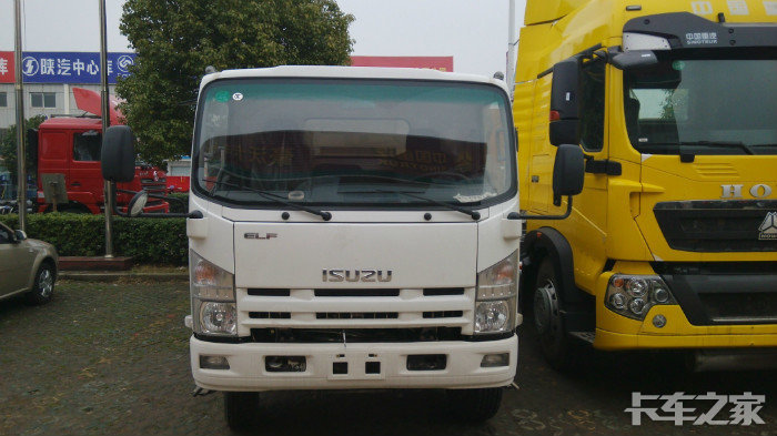 原装五十铃elf4x4自卸车