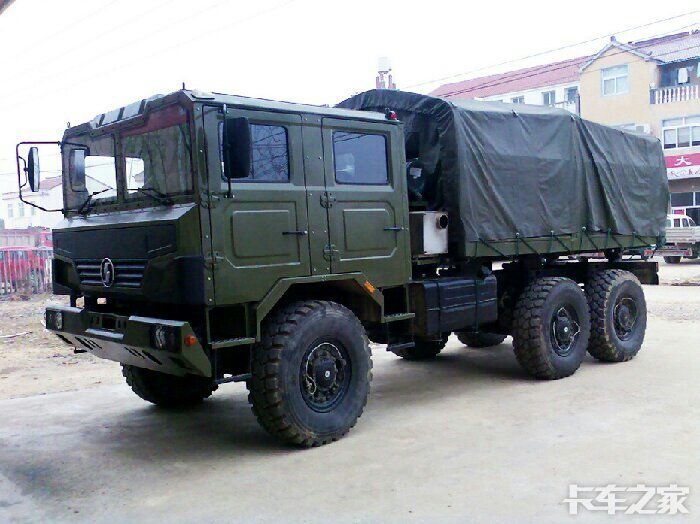 中国第三代军用卡车图片