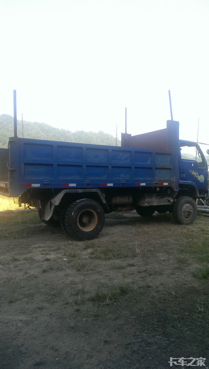 铁武林四驱农用车拉毛竹