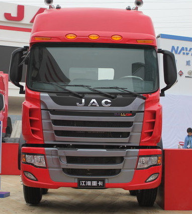 江淮k3重卡84国四270匹动力短途来回100公里拉35吨左右大家怎么看