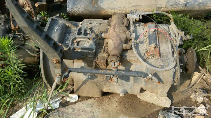 法士特极品12档超当箱两台