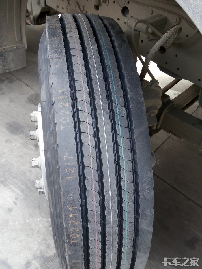 [保养维护] 买贵了吗?正新12r22.5真空胎