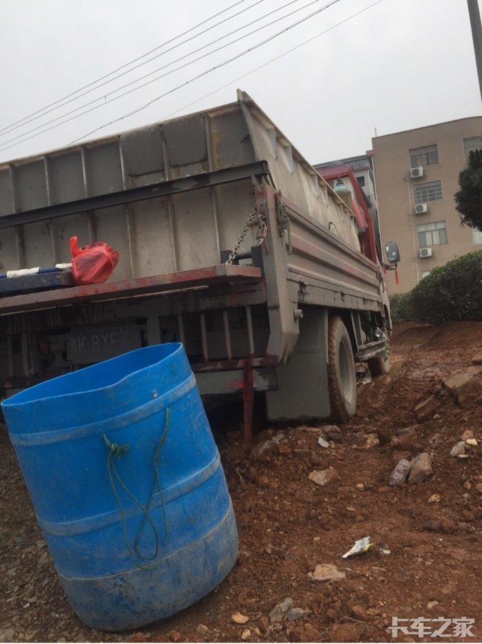 本人想买一个鱼车拉四五千斤左右的鱼买什么车好请各位大神指点这点