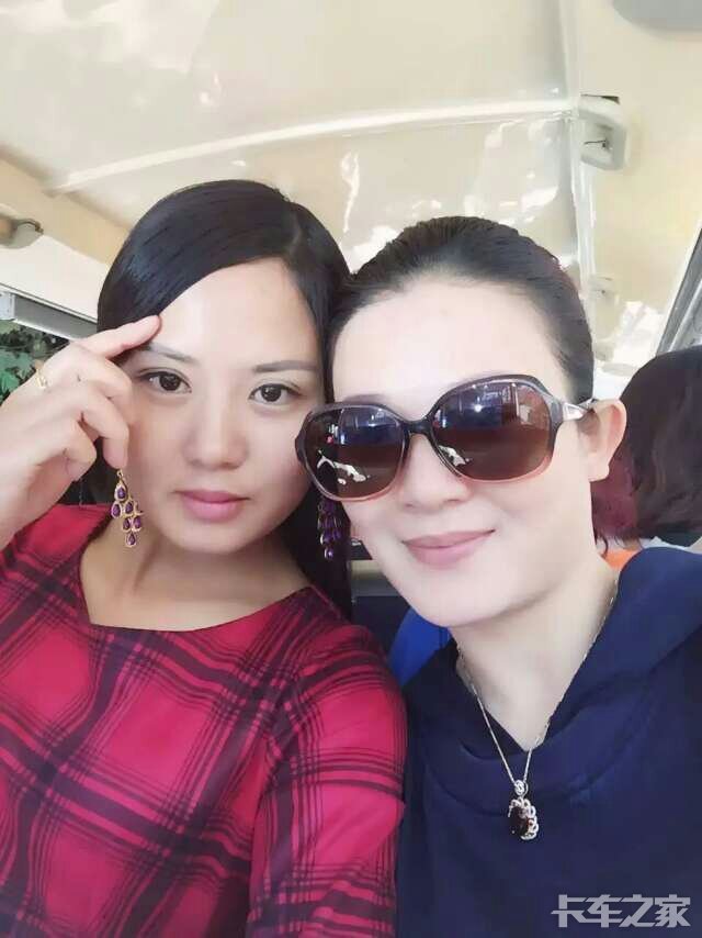 赵路 96年女朋友图片