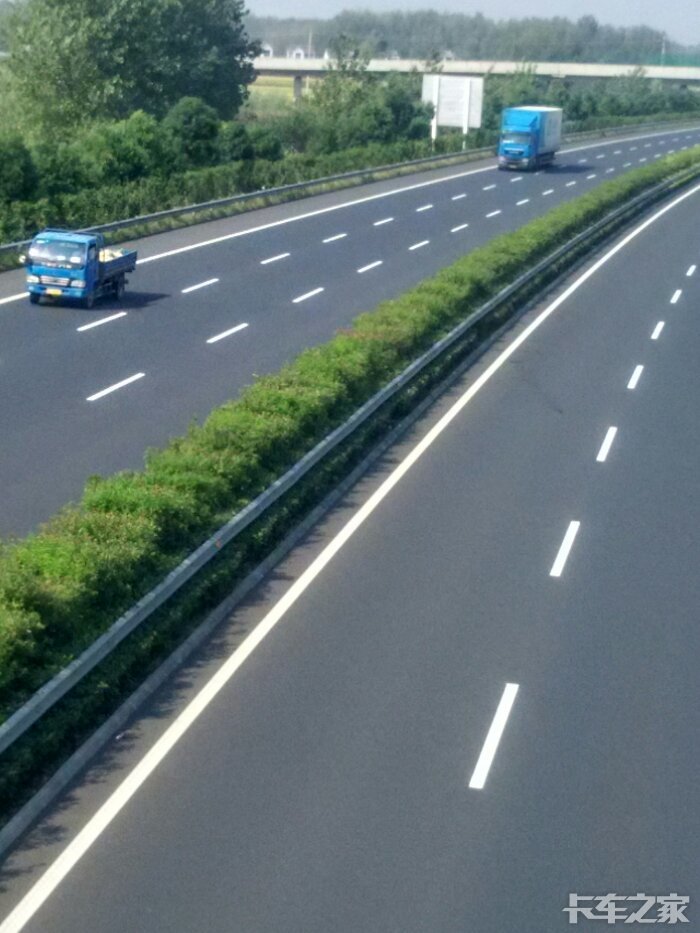 【双11快递车随手拍】 中通快递送货车