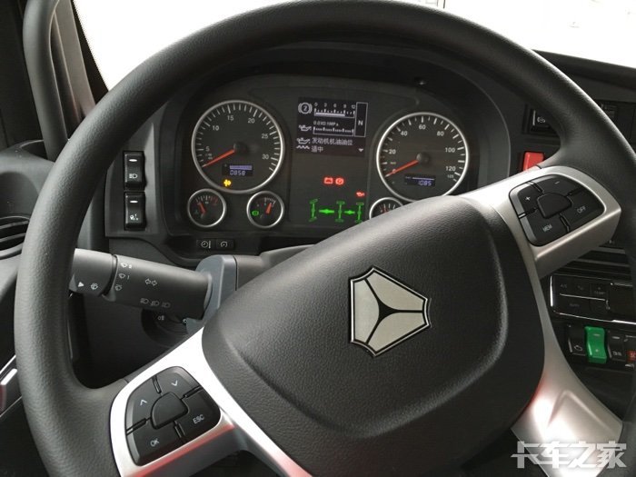 提车啦爽汕德卡c7h540