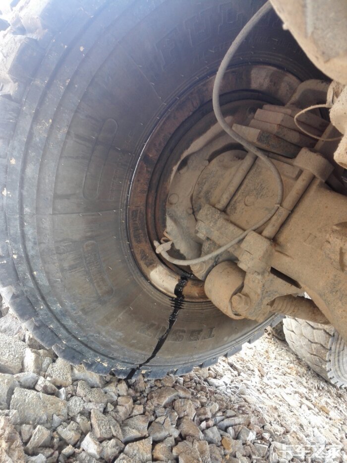 斯太尔后桥漏油