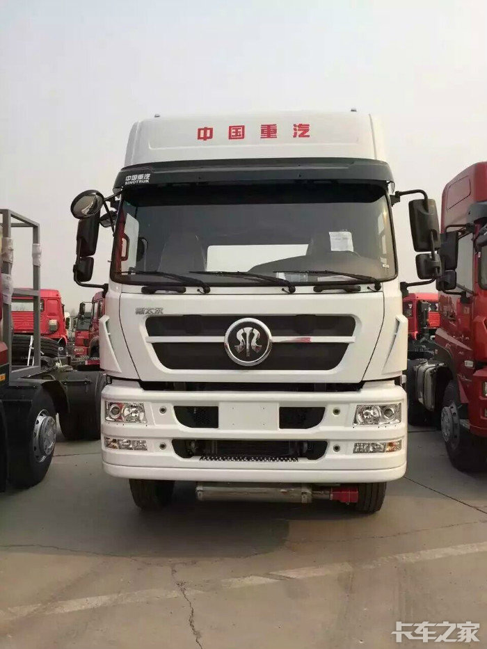 斯达斯太尔大m5g危化品牵引车美图秀秀