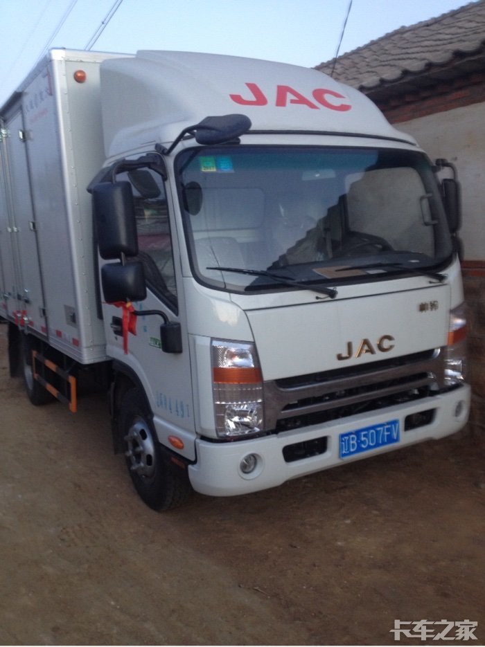 江淮帅玲4.2米箱货