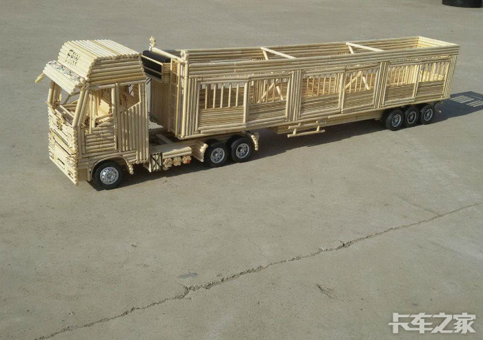 牛人用一次性筷子造出一辆解放j6卡车!不知道这车跑起来动力怎么样呢!