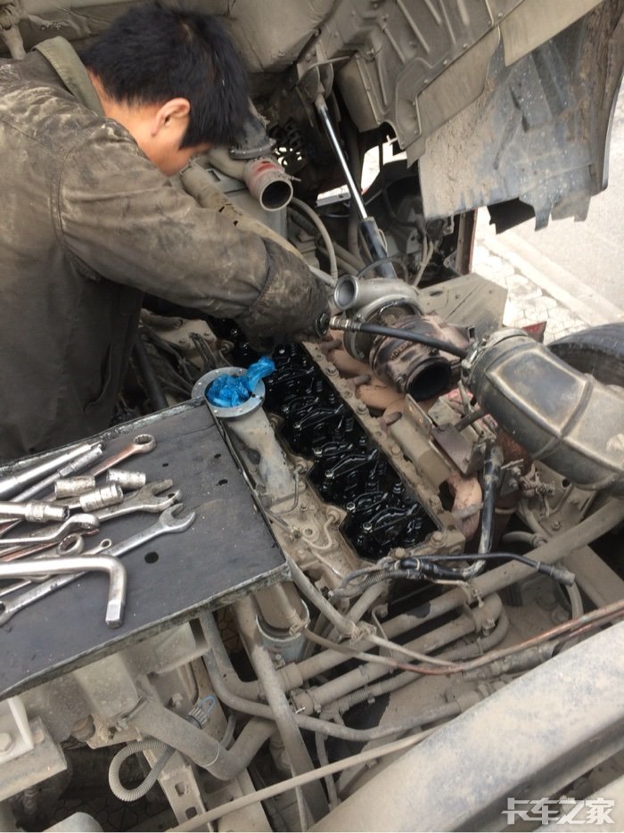 东风康明斯发动机70万公里今天大修了