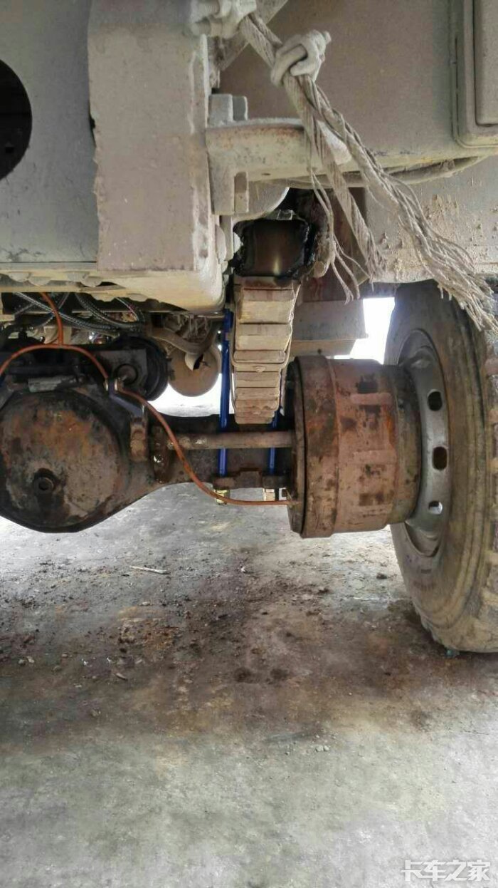 本人153缩短桥,想改轮边桥好改吗?我有斯太尔桥窄桥96公分的